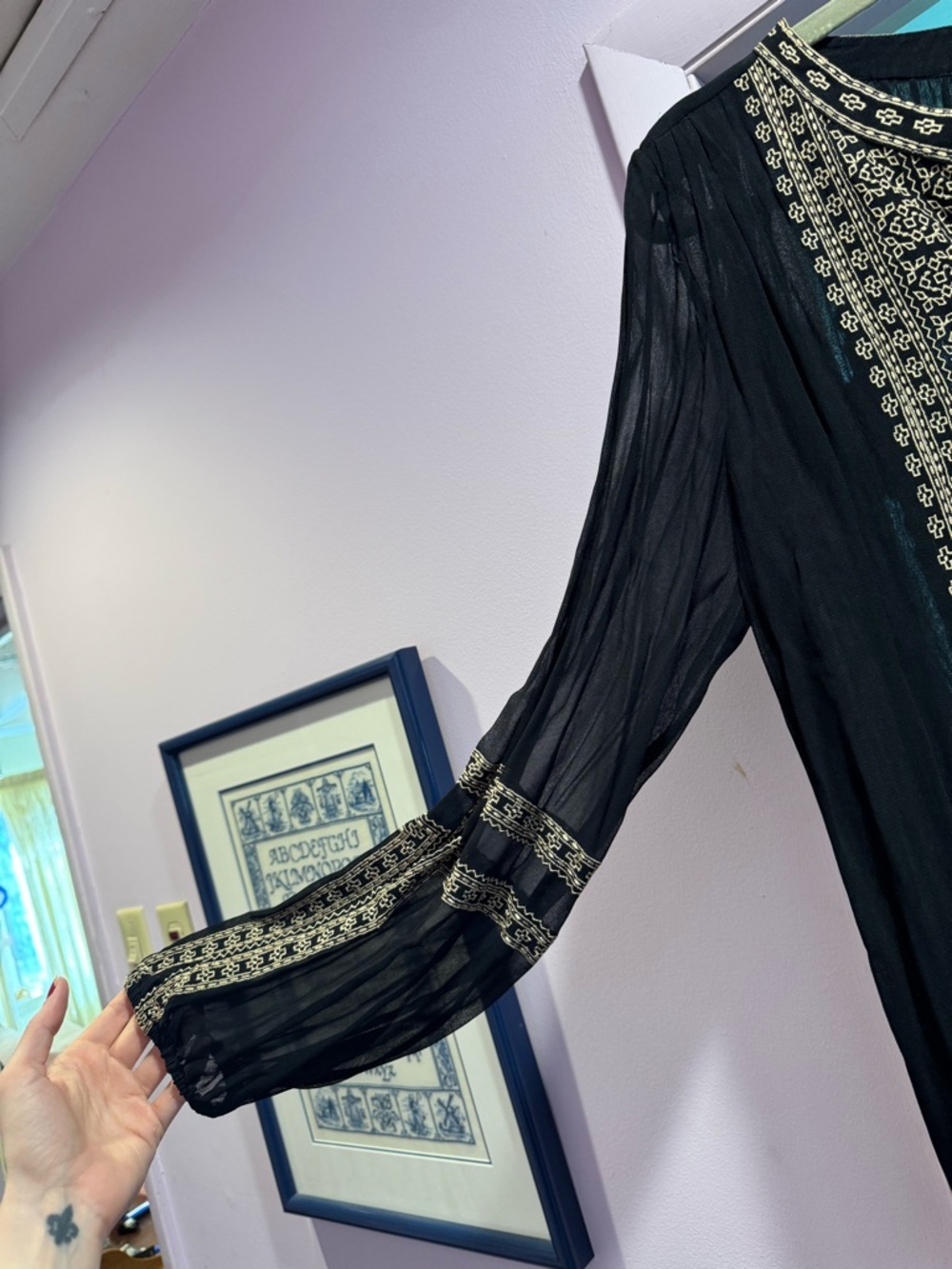 Tolani Black Tunic Dress Size XL with Gold Embroidery - Picture 6 of 8